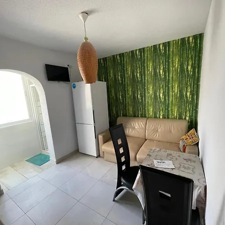 Ines Casa Ojala アリカンテ